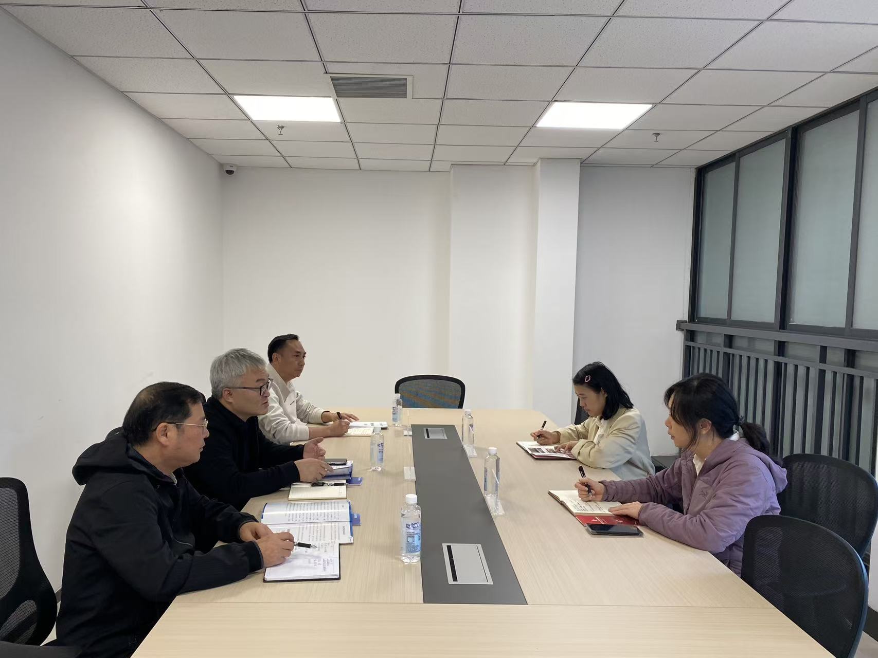 座谈交流现场图