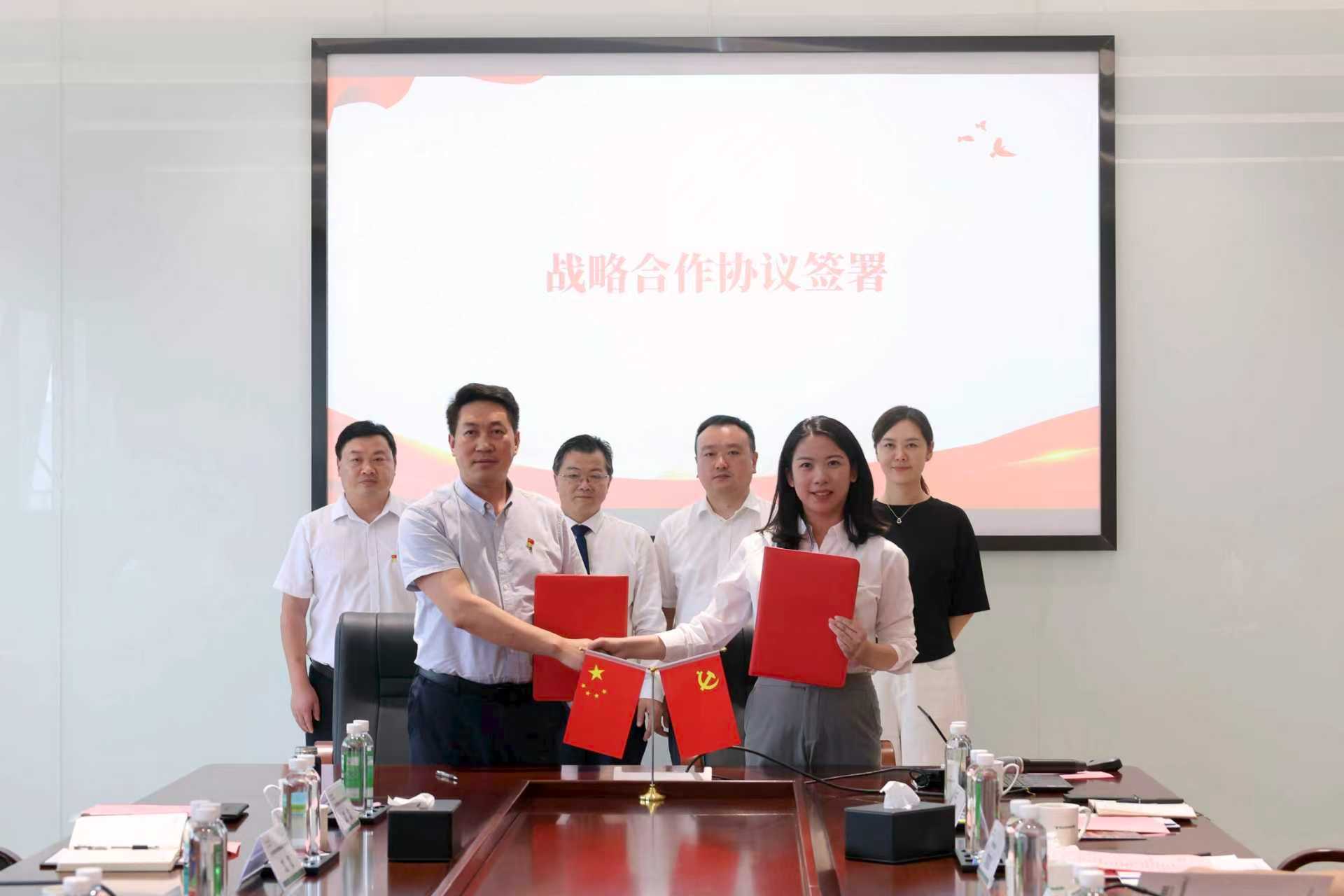 a64553ff608b7645ec30e1c3a76a1eaf