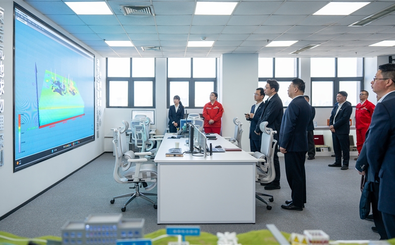 集团领导赴物探院、兴蜀设计集团调研