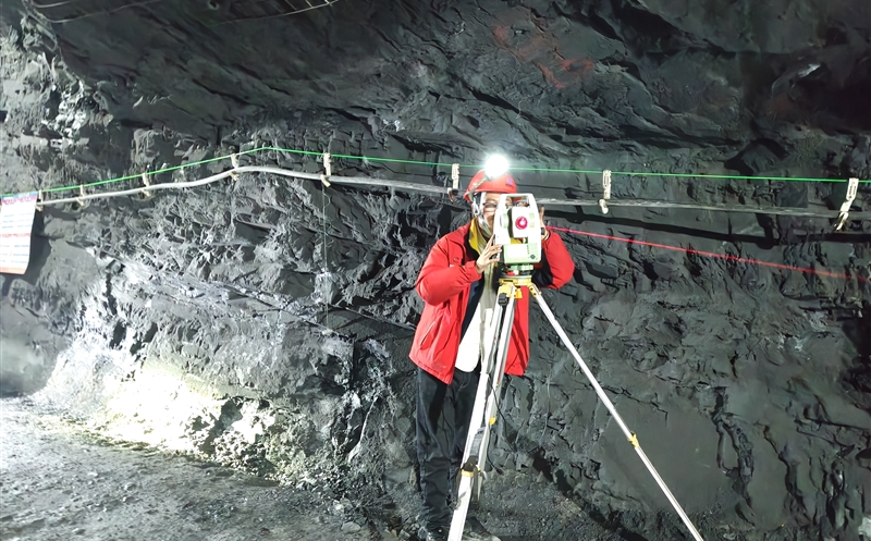 攀西公司坚持党建引领聚合力 科技赋能促发展