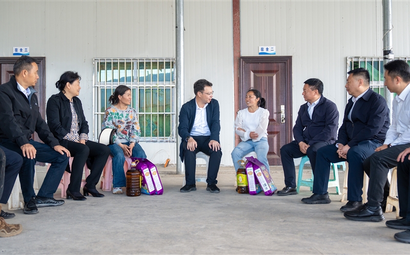 集团领导赴甘洛县调研定点帮扶工作