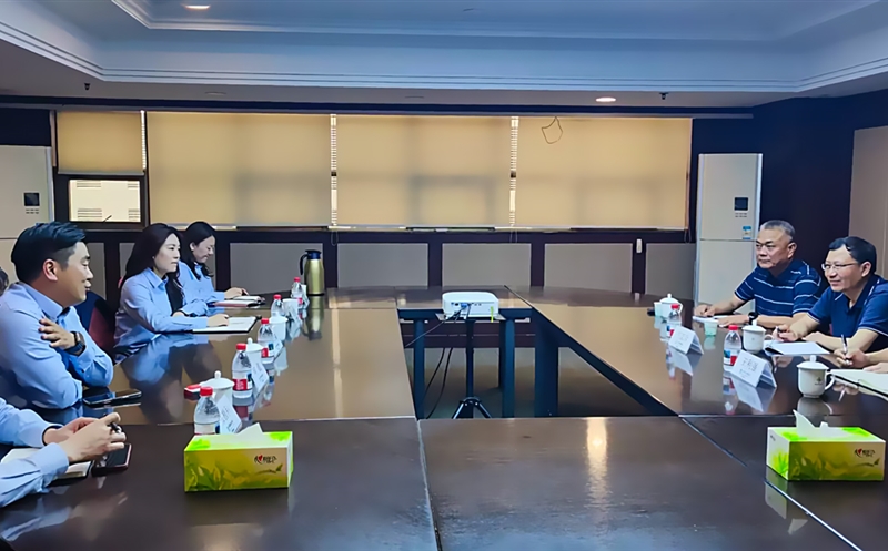 攀西公司与农业银行成都锦城支行座谈交流