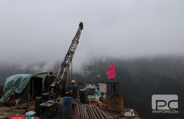 以“不能等”的紧迫感，坚决打赢项目攻坚战丨华锋钻探副总经理段毅开展白玉项目推动及调研工作